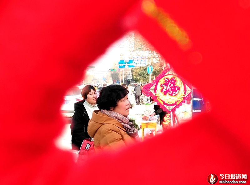中國(guó)紅2.jpg